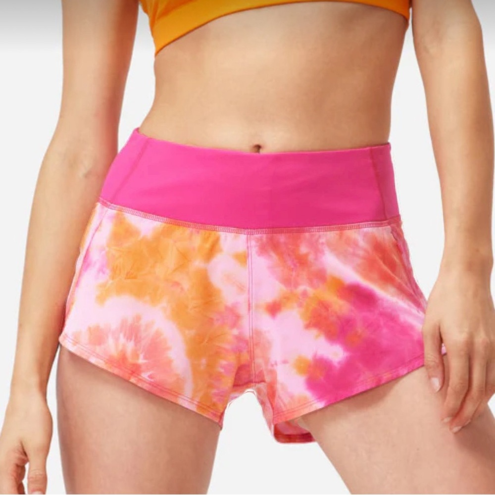 OUTDOOR VOICES Hudson Tie Dye Shorts, 2.5” length